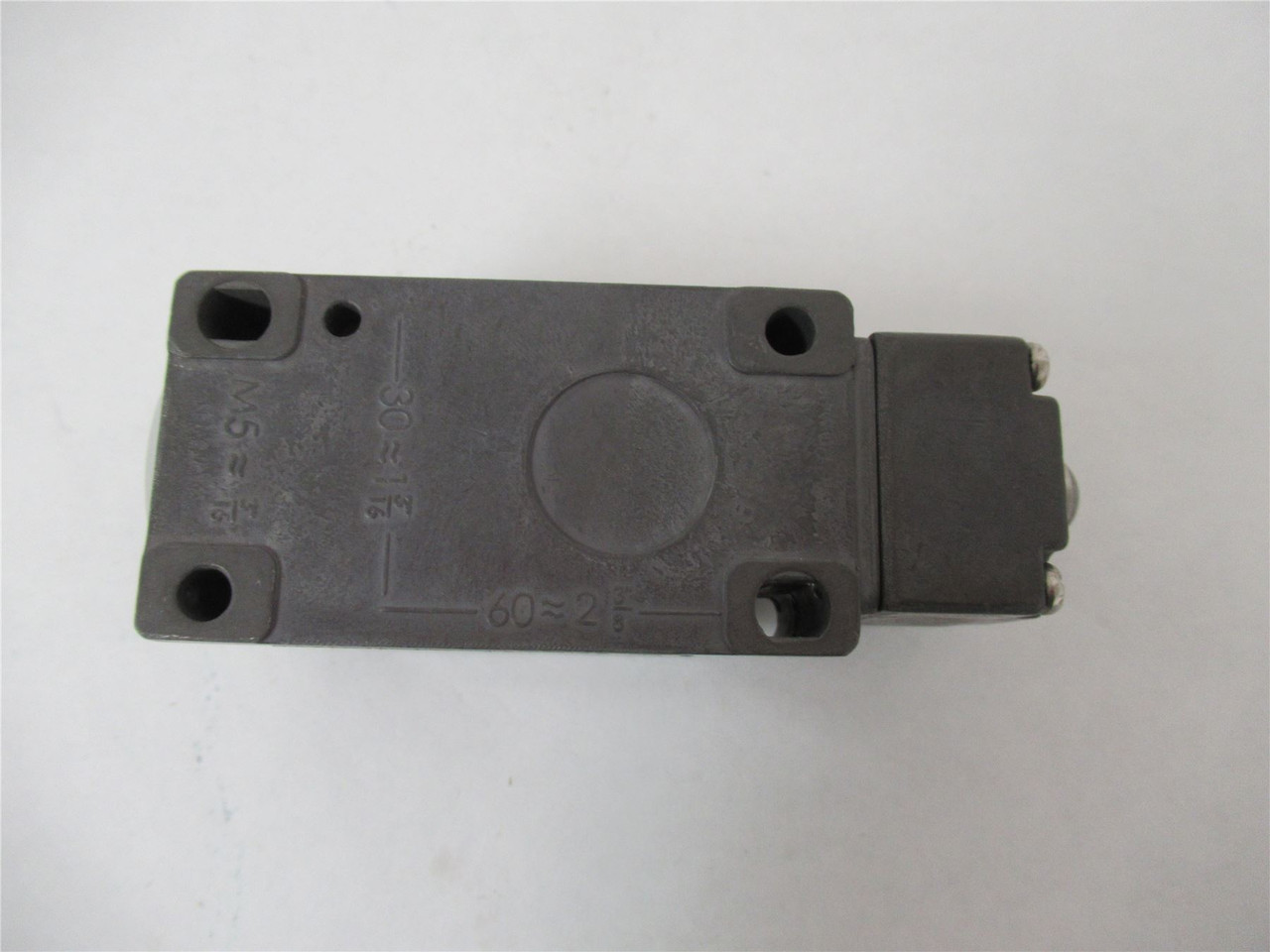 Euchner NG1W0-510-M; Limit Switch M20 X 1.5 1 NC + 1 NO