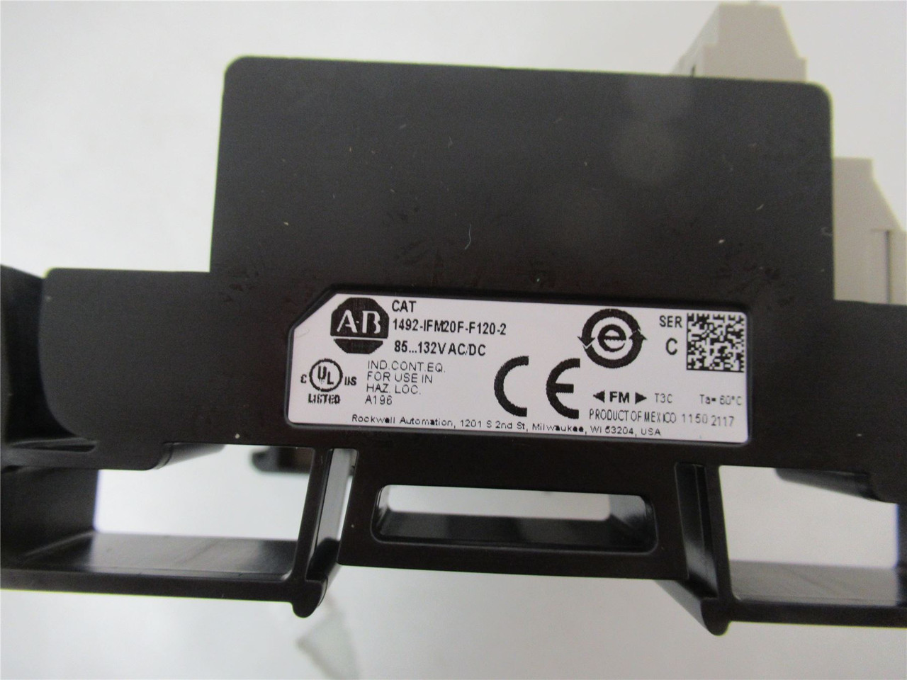 Allen-Bradley 1492-IFM20F-F120-2;  Module  120V AC/DC
