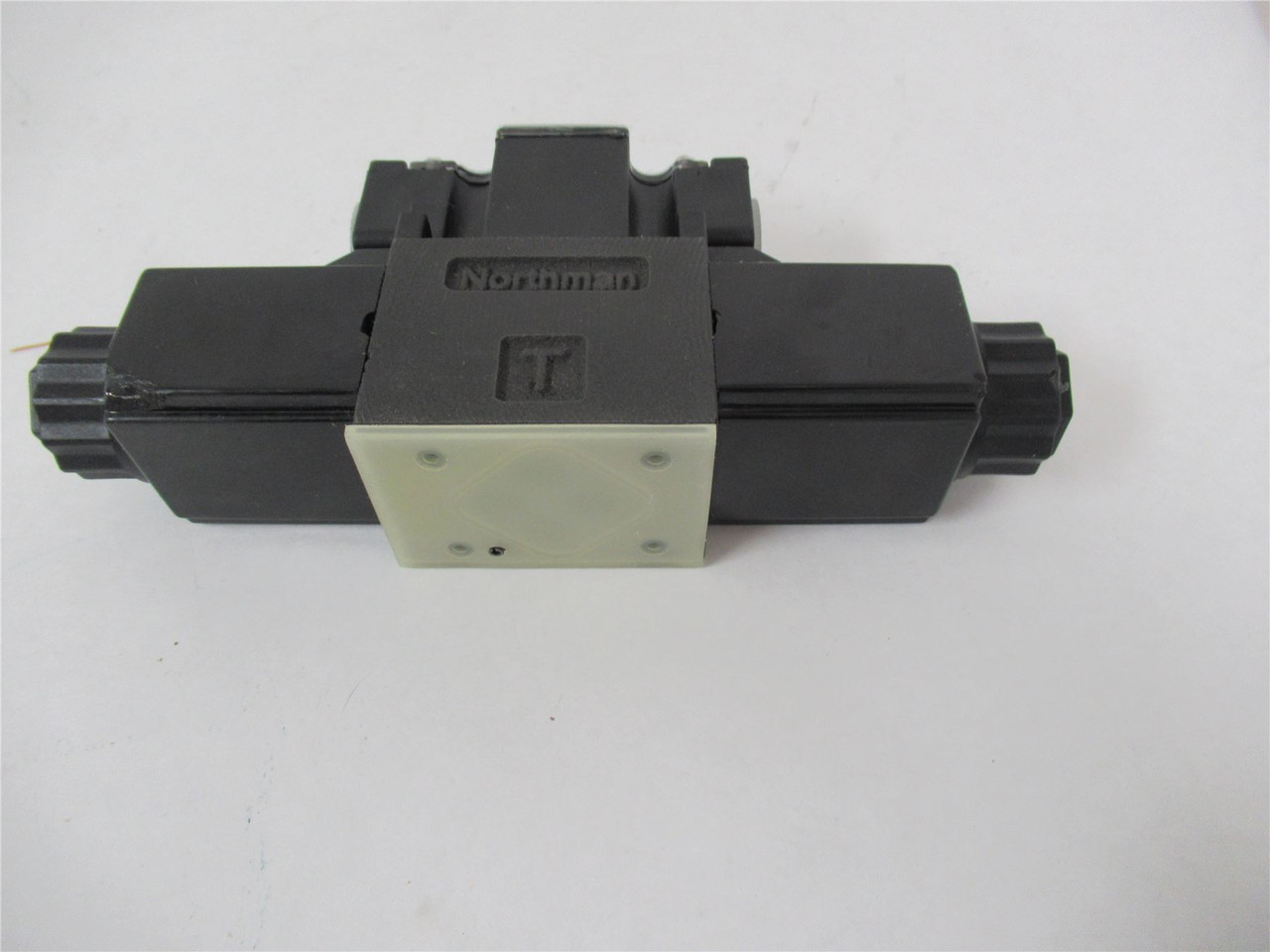 Northman SWH-G02-C60-A120-10; SolenoidValve110-120VAC 1/2"