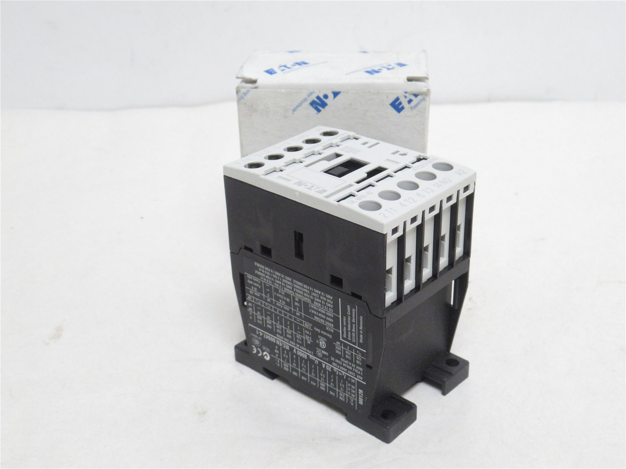 Eaton XTCE012B10L; Contactor 3P; 12A; 600VAC; Coil: 440VAC