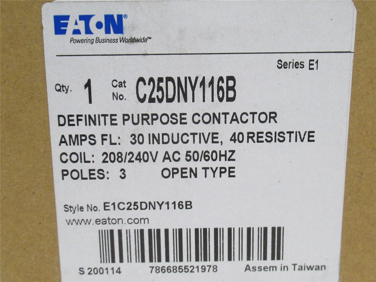 Eaton C25DNY116B; Contactor 30A; 3P; 575VAC; Coil: 208-240VAC