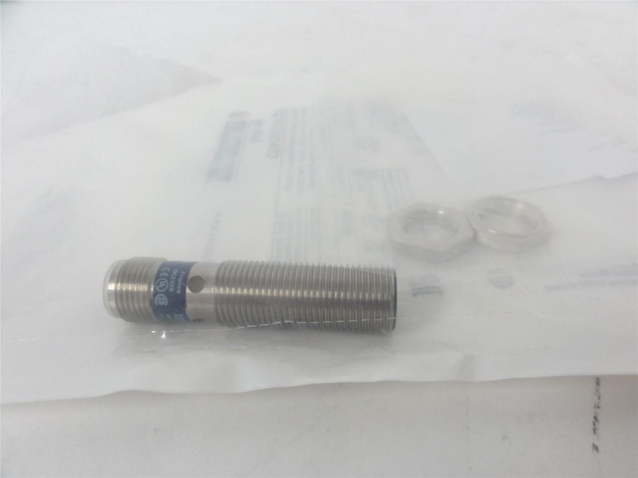 Telemecanique XS1N12PB349D; Proximity Sensor 12V-24V;4MM Size