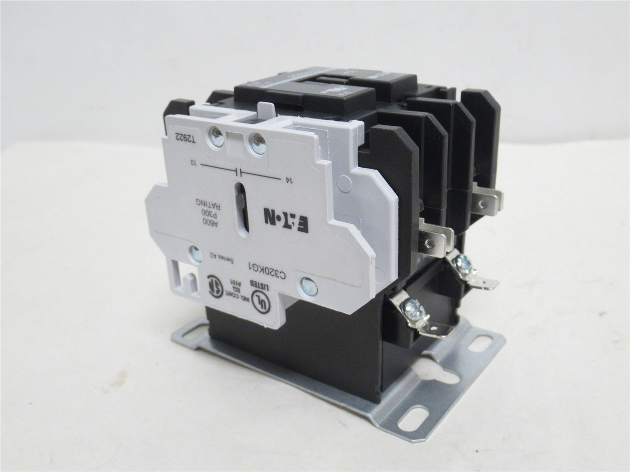 Eaton C25DND225AA; Contactor; 25A; 2P; 600VAC; Coil: 110/120V