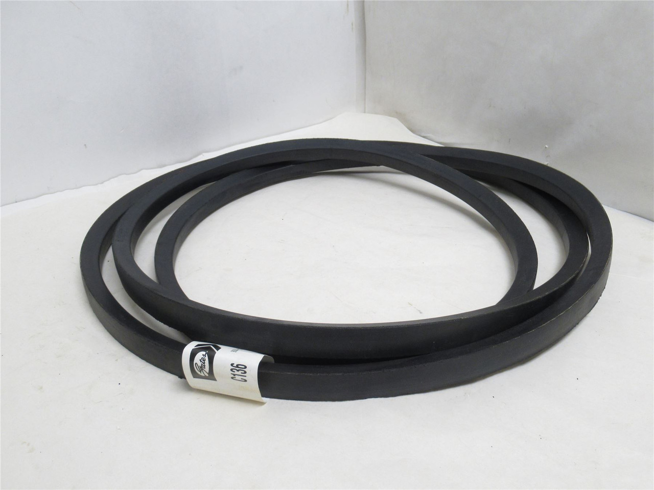 Gates C136; Hi-Power V-Belt; 9004-2136; 140" Long; 7/8" Wide