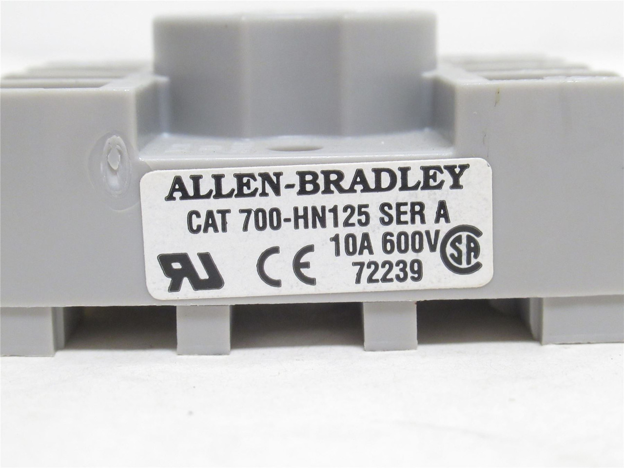 Allen-Bradley 700-HN125; Relay Socket; 10A; 300VAC; 8-Pin