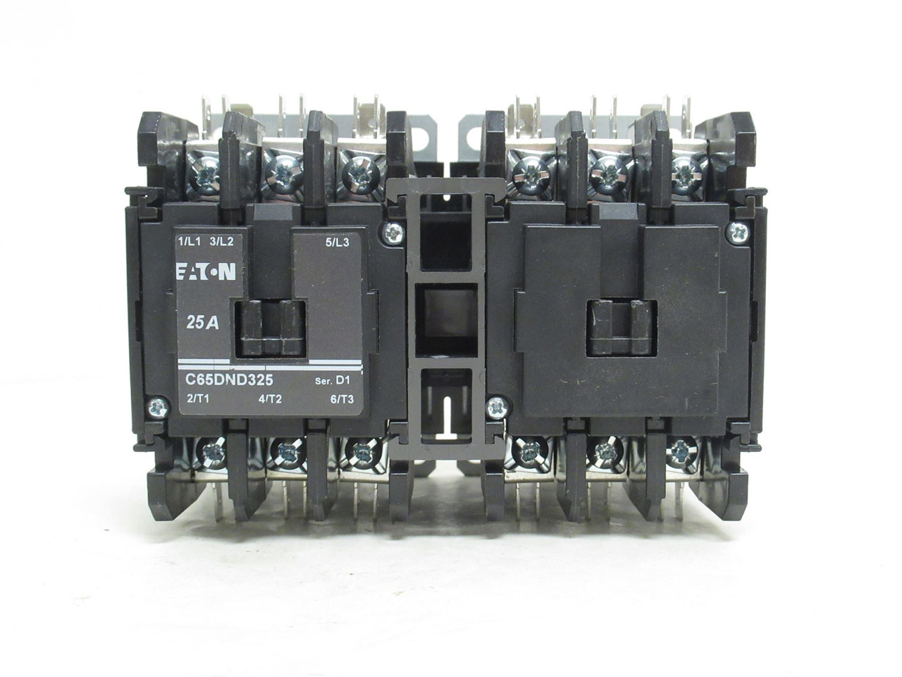 Eaton C65DND325C; Reversing Contactor 25A 3P 600VAC Coil 480V