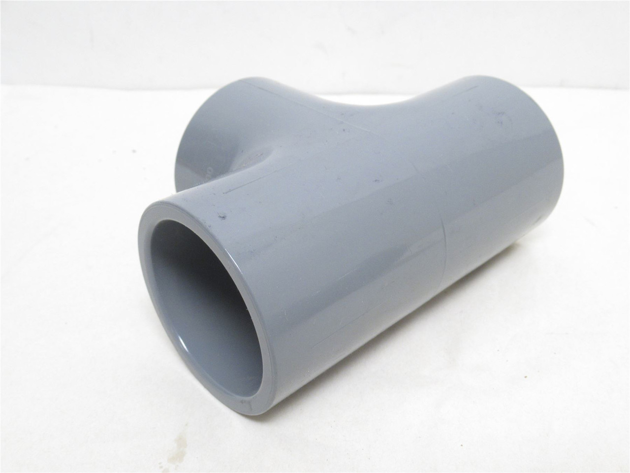 Georg Fischer 801-015; Lot-2 PVC Tee Fitting 1-1/2"NPS Sch 80