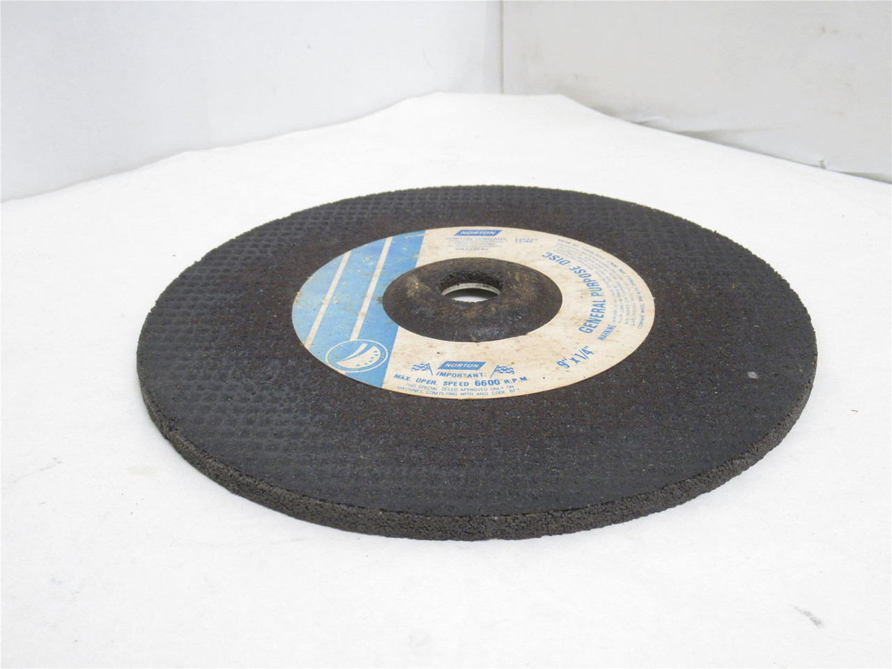 Norton 136522; Depressed Center Wheel; 9" OD; 7/8" Arbor