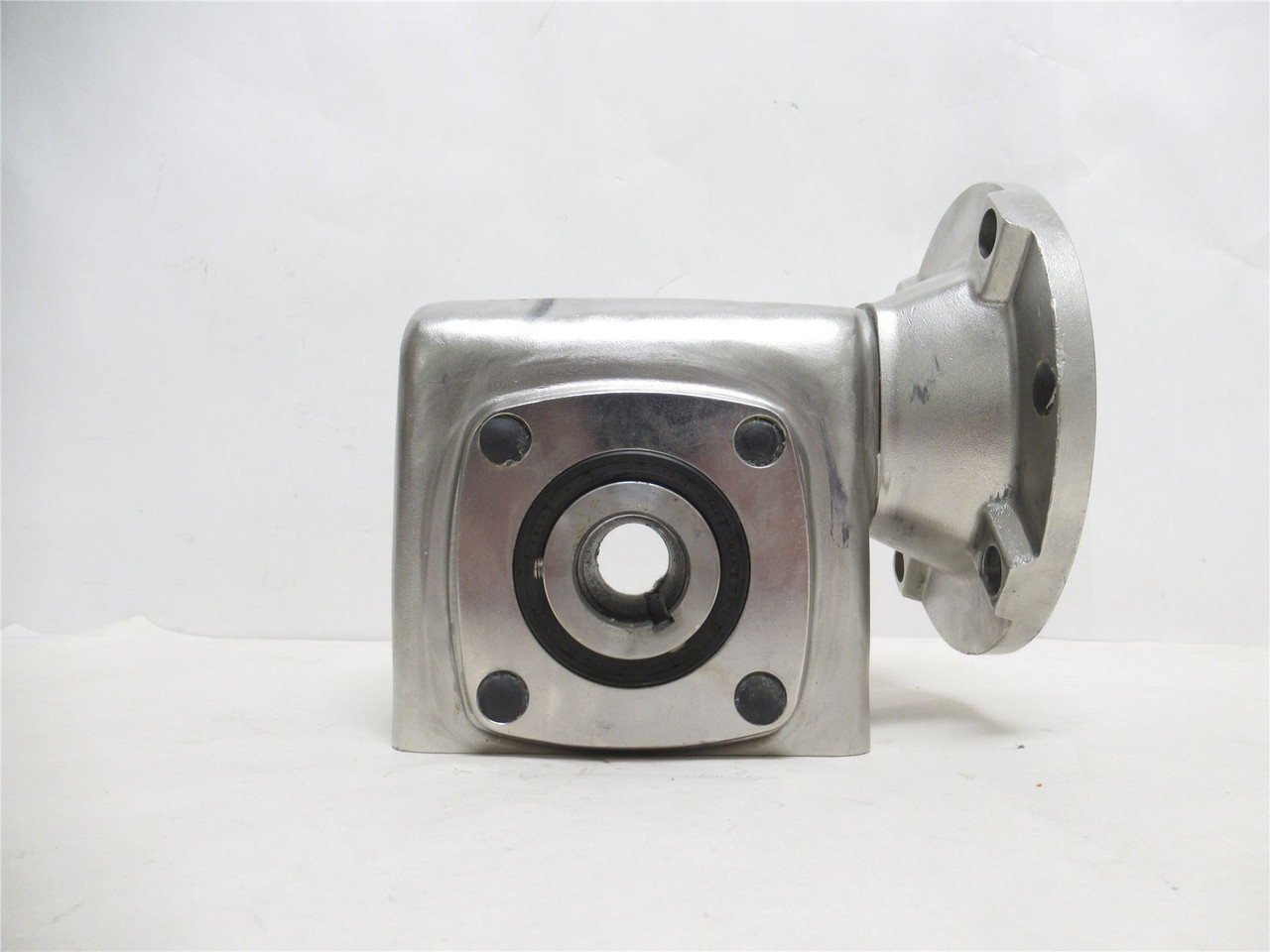 Boston Gear SSHF721-60K-B5-HS-P20; Gear Reducer SS; 60:1 Ratio