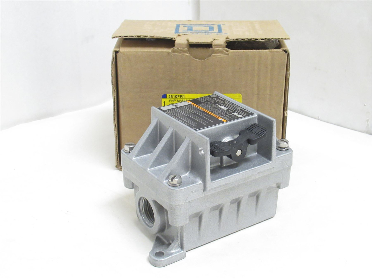 Square D 2510FR1; Manual Starter; 16A; 1P; 277VAC