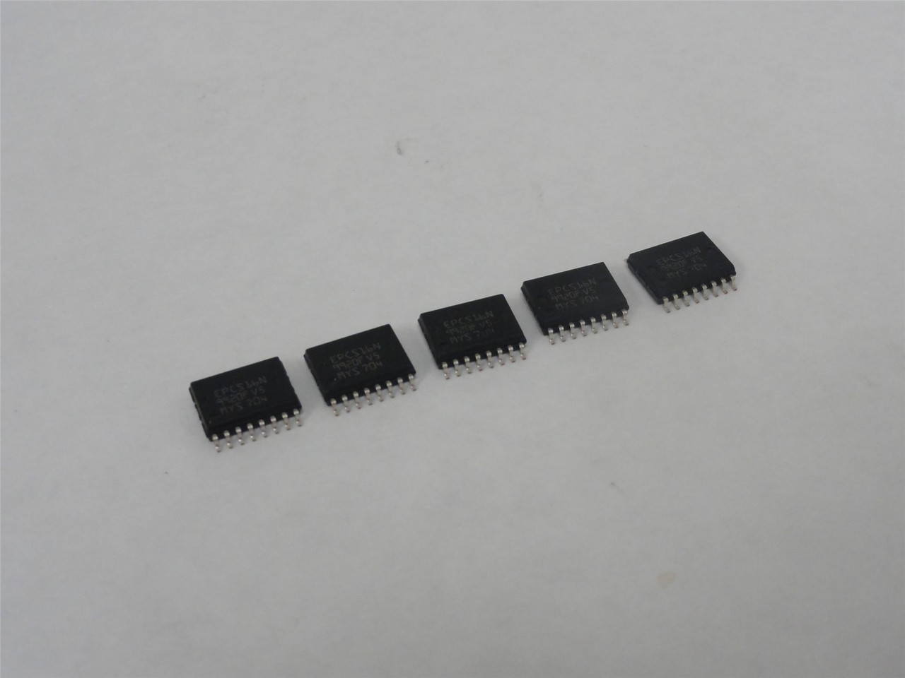 Altera EPCS16SI16N; Lot-5 Serial Flash Configuration Devices