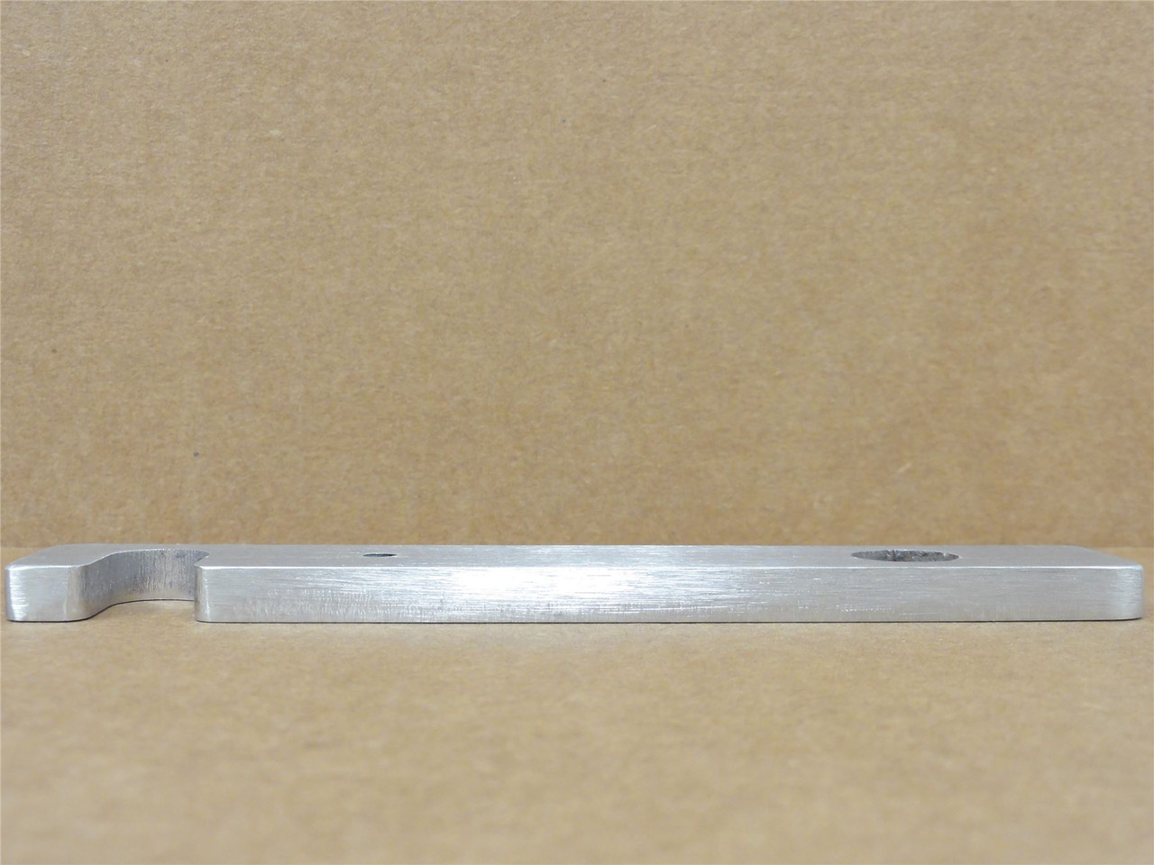 Harpak Ulma UL6261693; Latch Hook