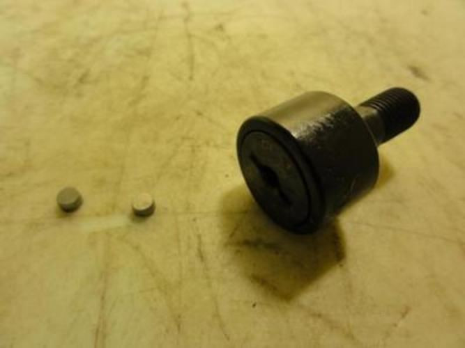 Yale  504626200; Roller Bearing