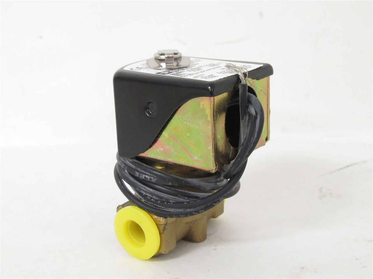 Parker 04F25C2122CAFGC05; Solenoid Valve; 120V; 1/4"NPT