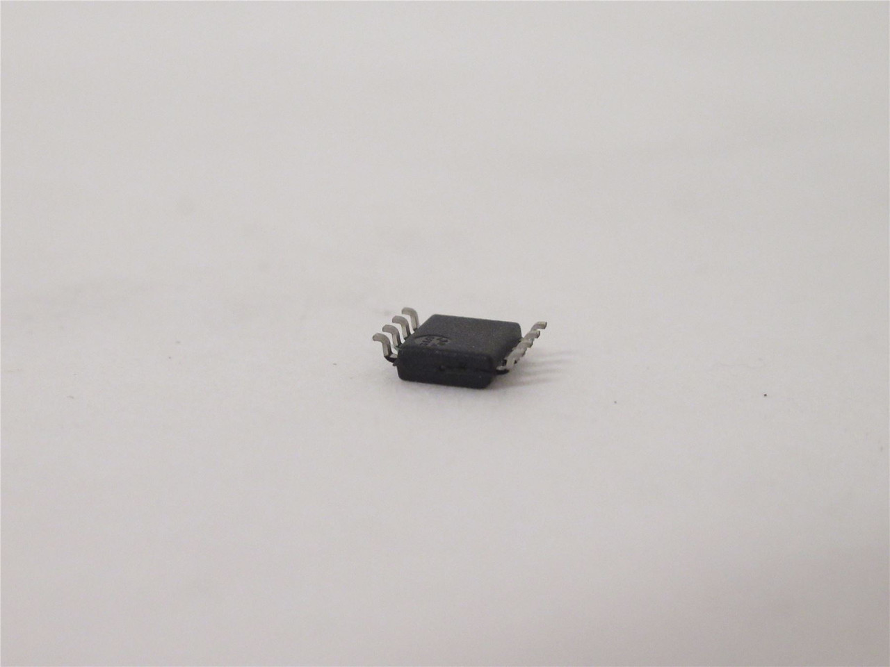 ON 285-1; Lot-20 IC Chip; 8-Pin