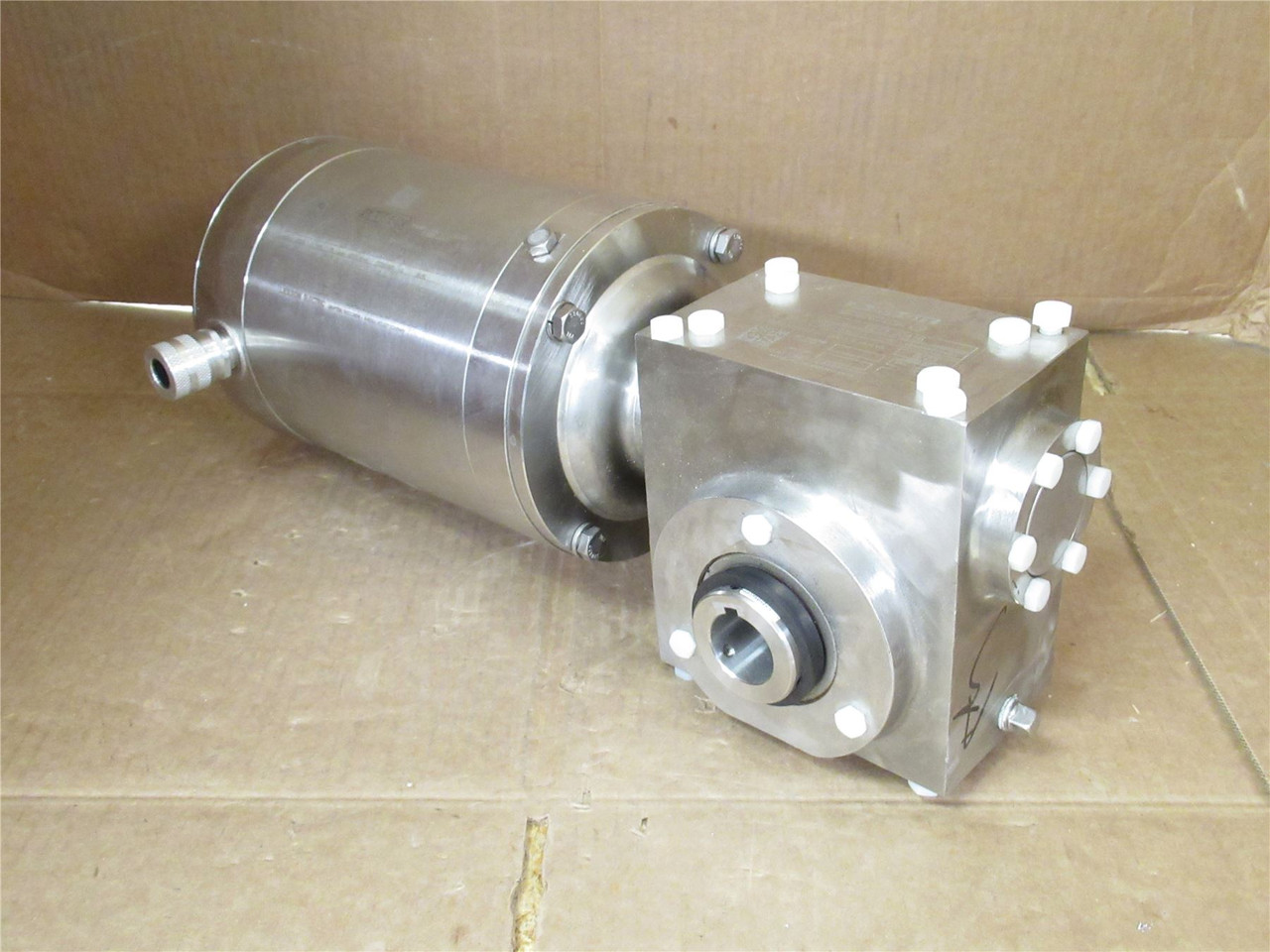 Hub City SSW215 40/1 A WR 56C; AC GearmotorSS 3/4Hp 40:1Ratio