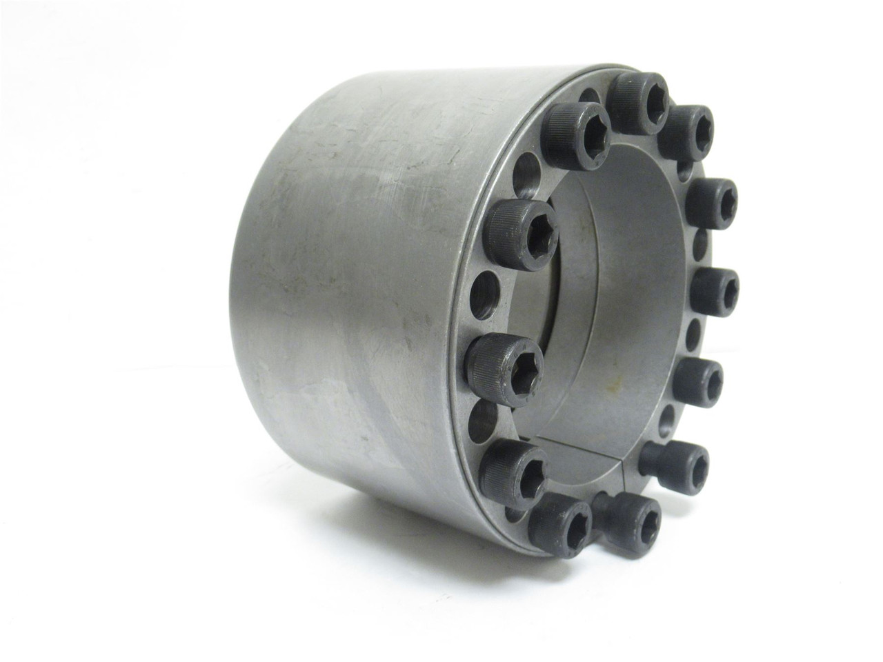 Fenner Drives B112415; Keyless Bushing; 4-15/16"ID x 7-1/8"OD