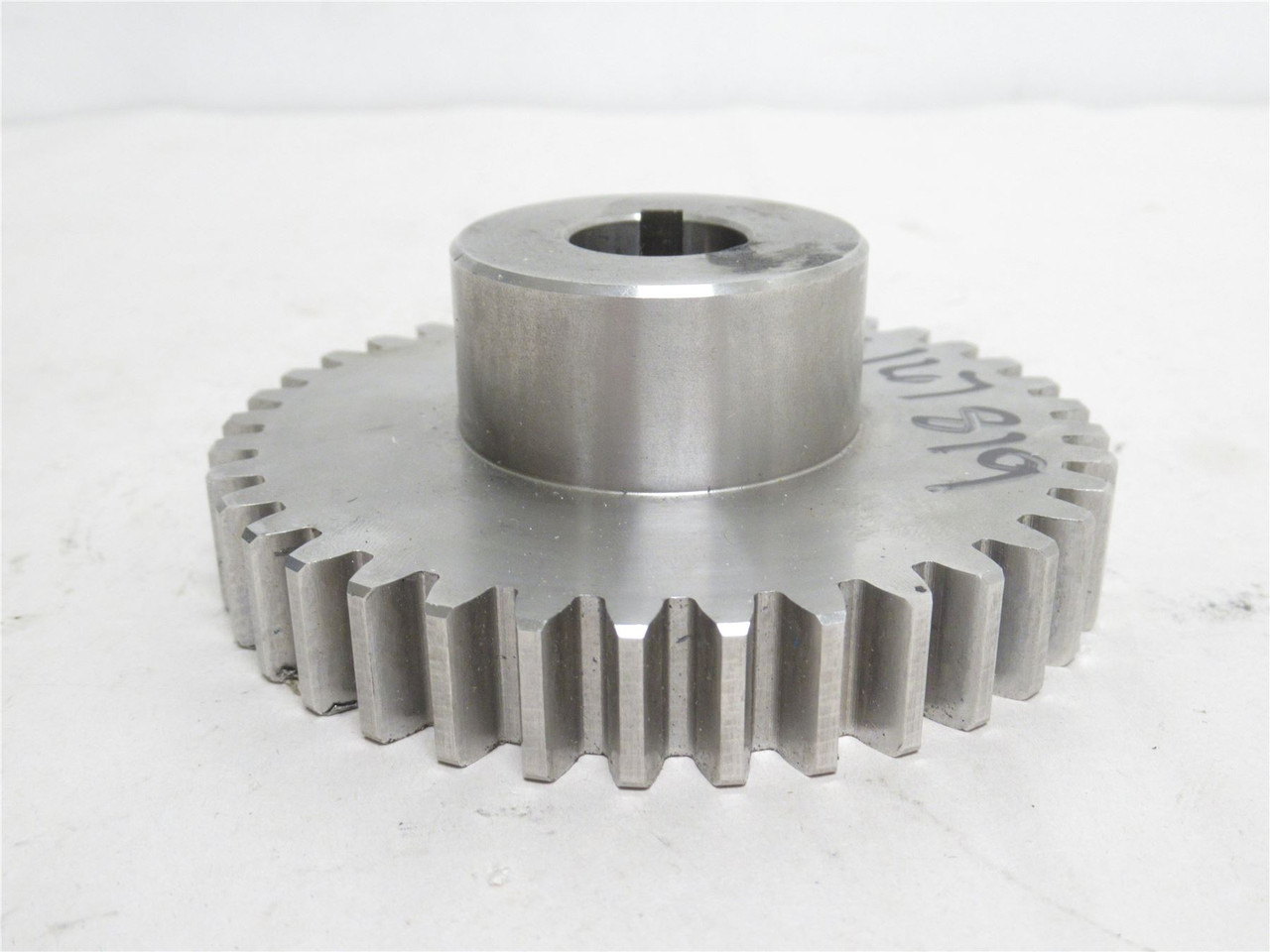 Cantrell BM46187; Peeler Roller Gear; SS; 3/4"ID; 37 Teeth