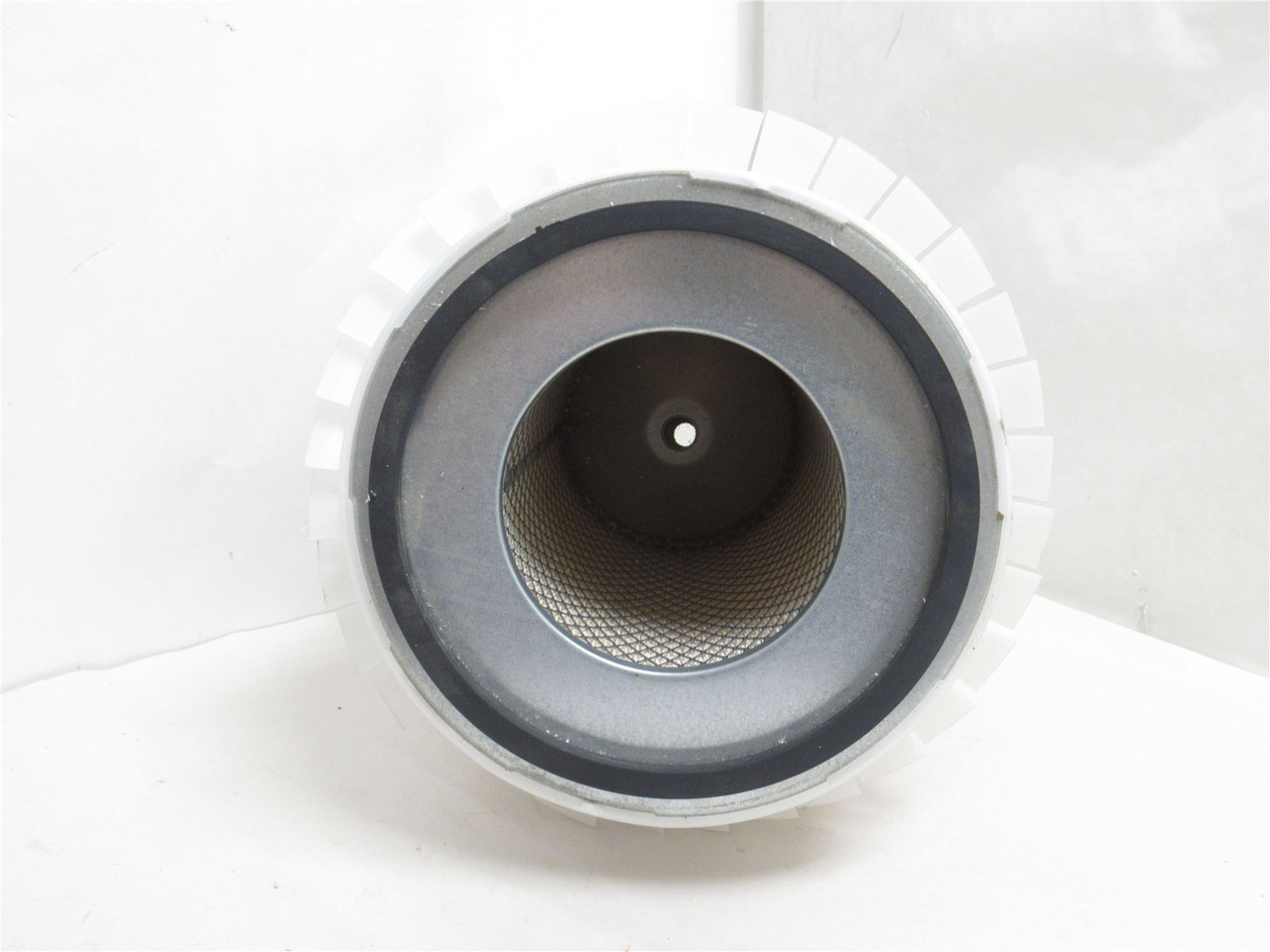 US Petroleum 77030; Air Filter 4-3/4"ID; MISSING 2 FINS