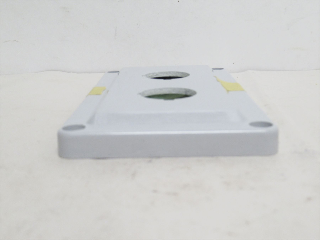 Berry Plumbing BPE-CV-2017; Push Button Cover; 2-Gang; 30mm