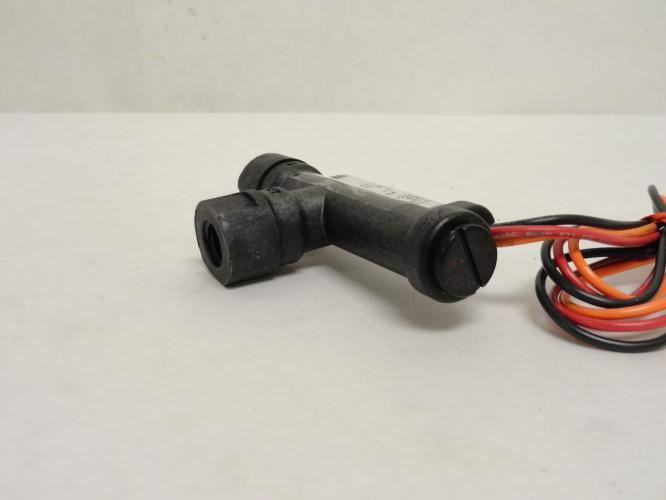 Gems FS-4; Plastic Piston Flow Switch 166429; 0.5GPM; SPST