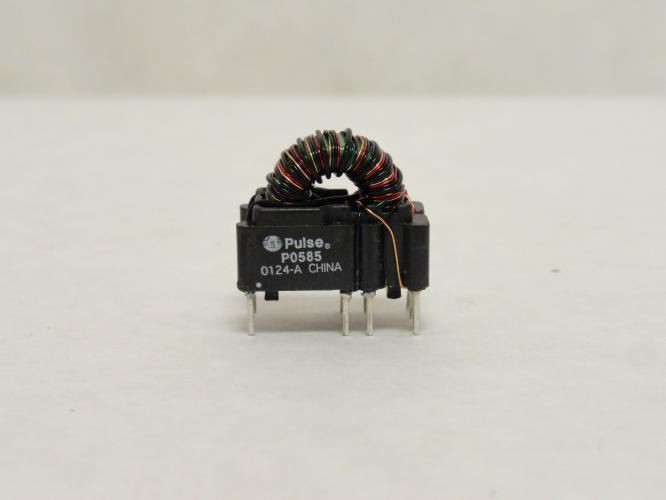 Pulse Electronics P0585; Lot-3; Transformers; 450uH 330Ohms