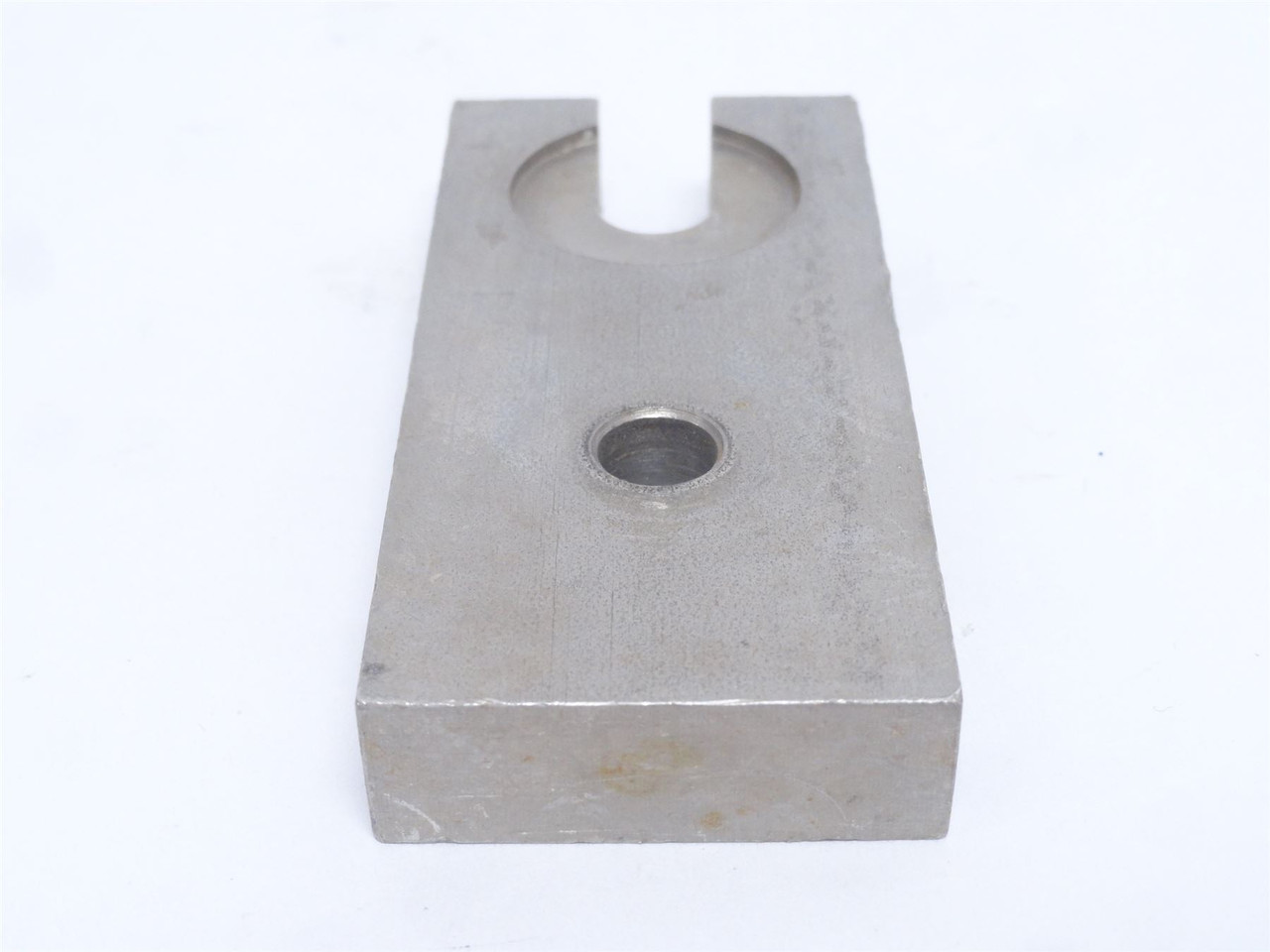Grote 1019842; Stainless Steel Mounting Plate; 3-1/4" L x 1-1/2" W