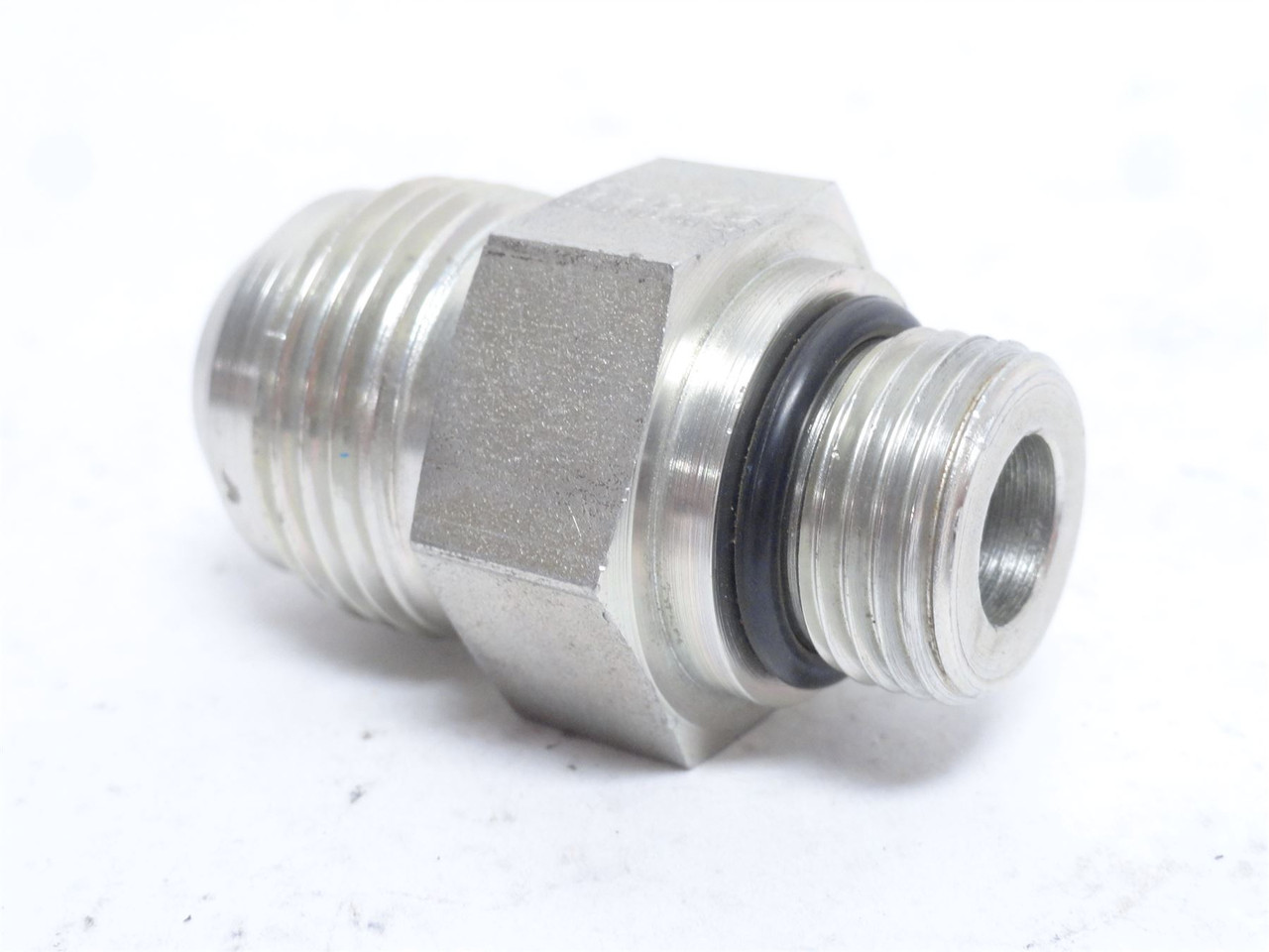 Eaton 202702-8-12S; Adaptor Fitting; 1/2 BOSS x 3/4 JIC