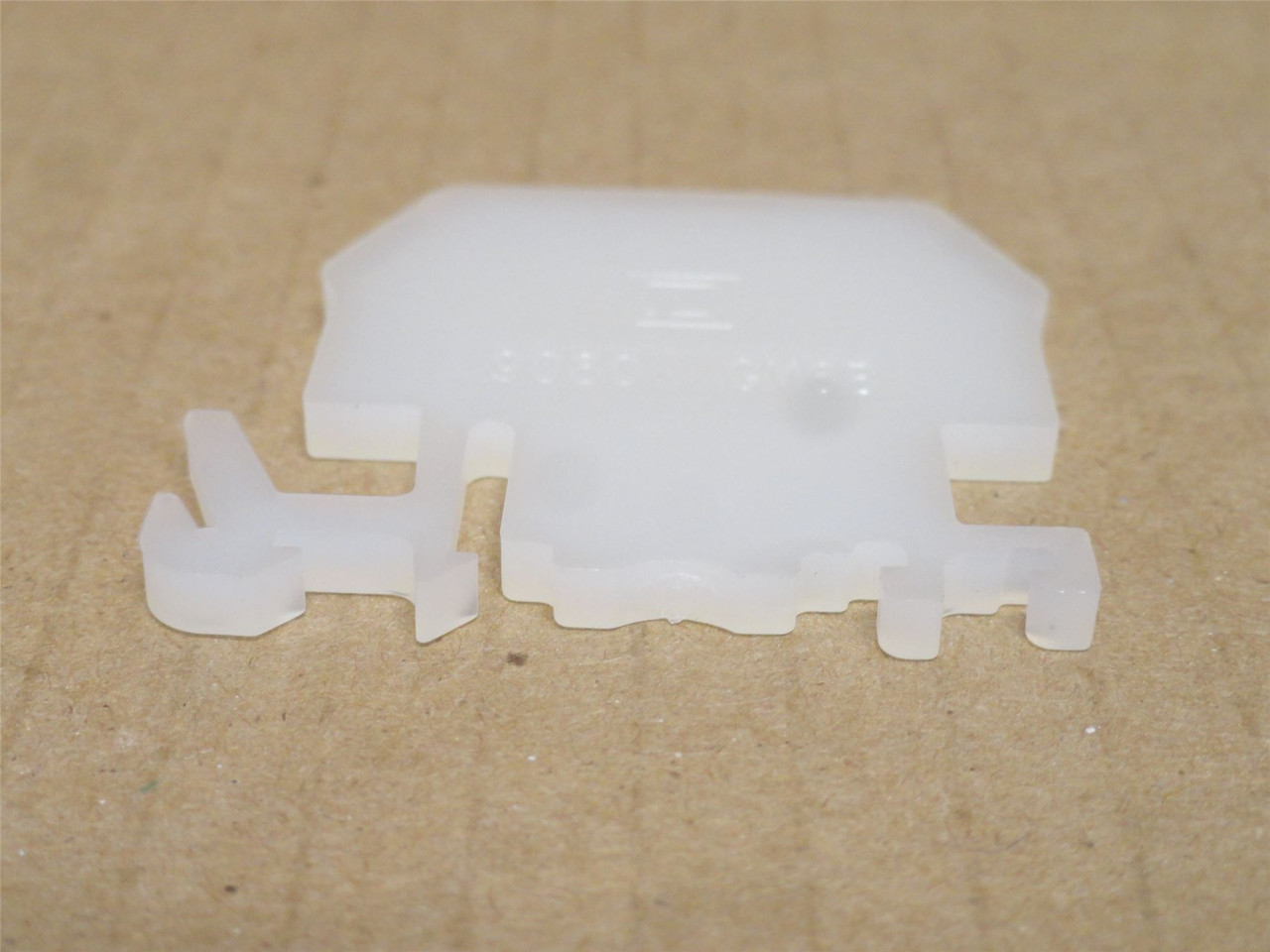 Square D 9080GM6B; Lot-10; End Barrier Terminals;  Type: GM6