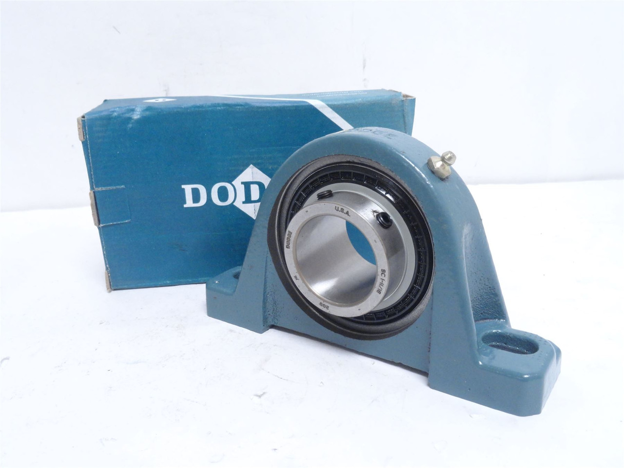 Dodge P2B-SC-111; Pillow Block Bearing 123816; 1-11/16"ID