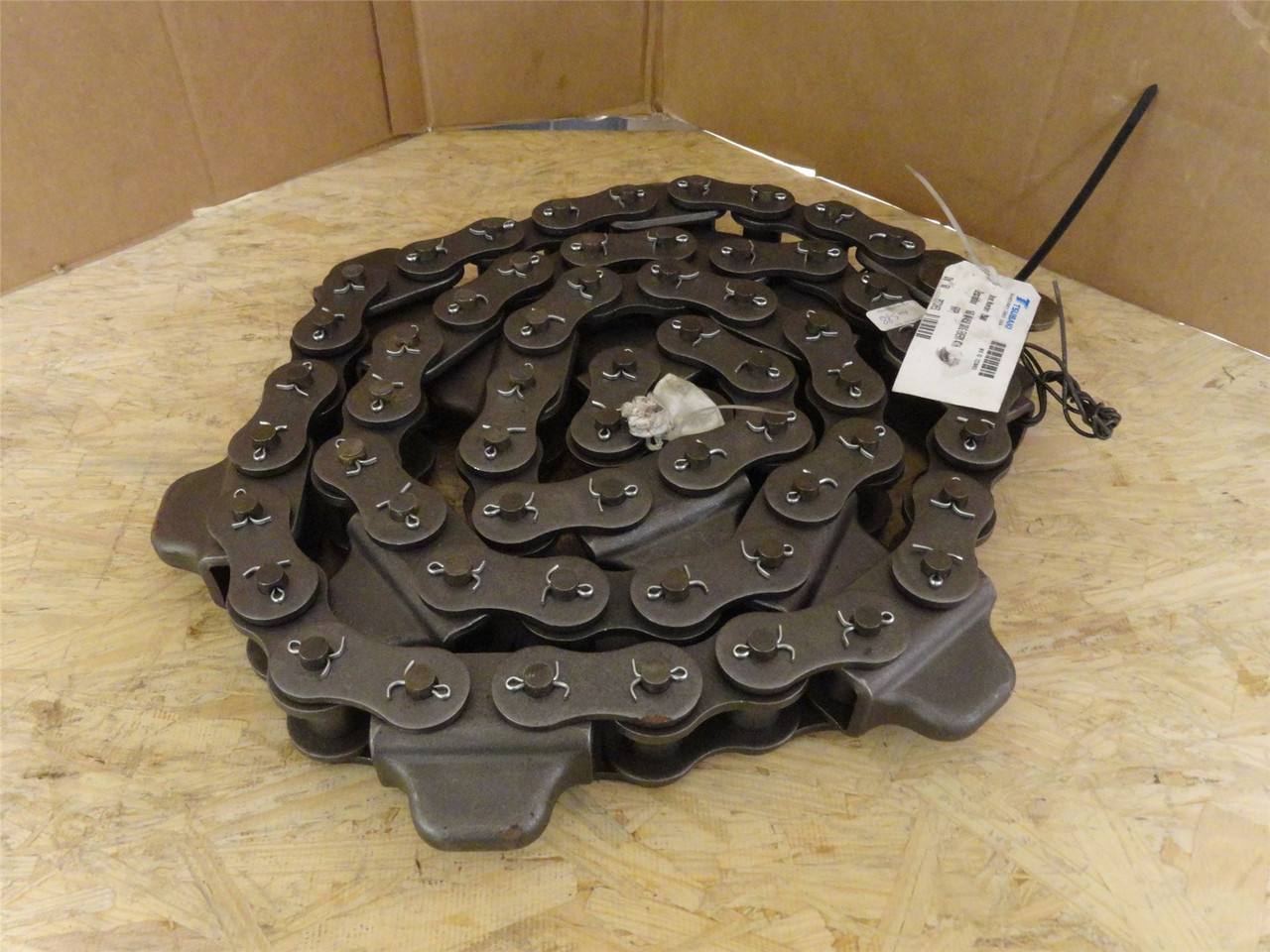 Tsubaki 7588-10ft; Roller Chain #160 W/458 Dog Every 4th Link