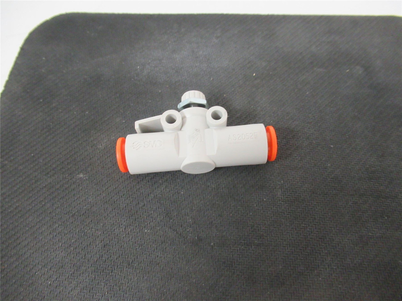 SMC AS2052F;  Speed Controller 1/4" Body 5/16" Tube