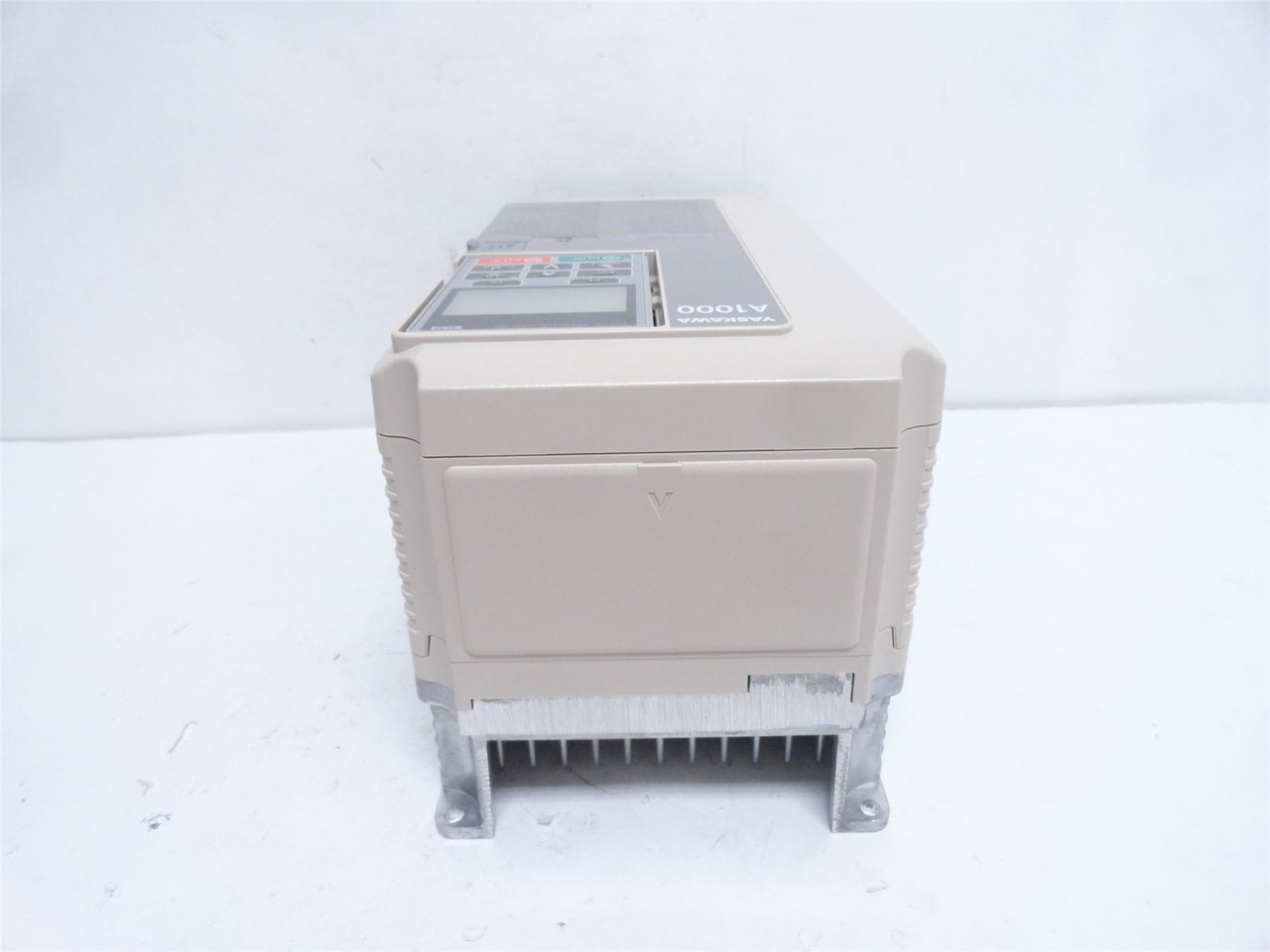 Yaskawa CIMR-AU4A0004FAA; AC Drive 2HP 480VAC 3PH