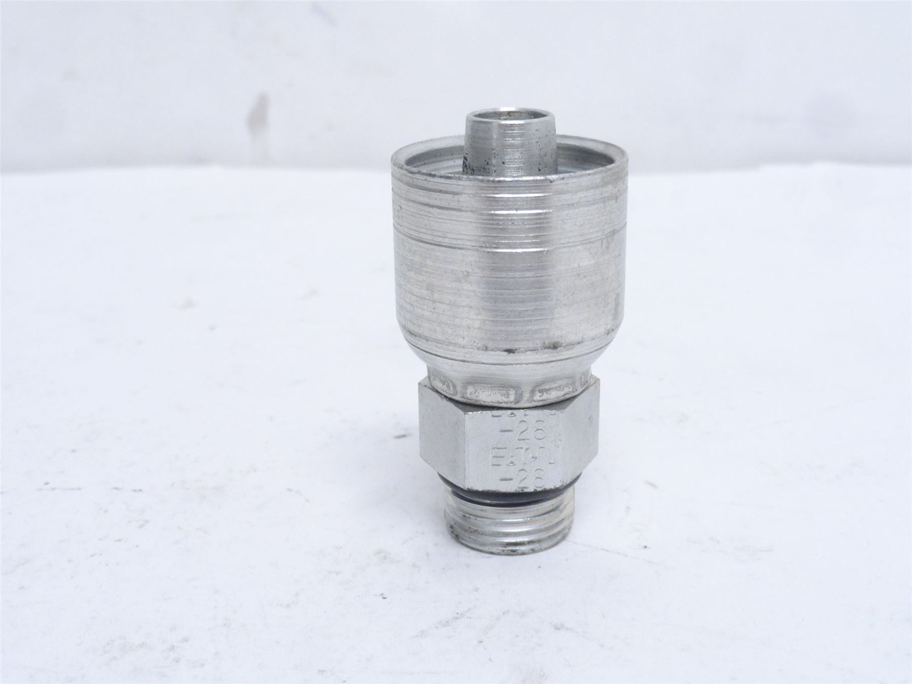 Eaton 1AA8MB8; Crimp Hose Fitting; 1/2" Tube x 1/2 BOSS