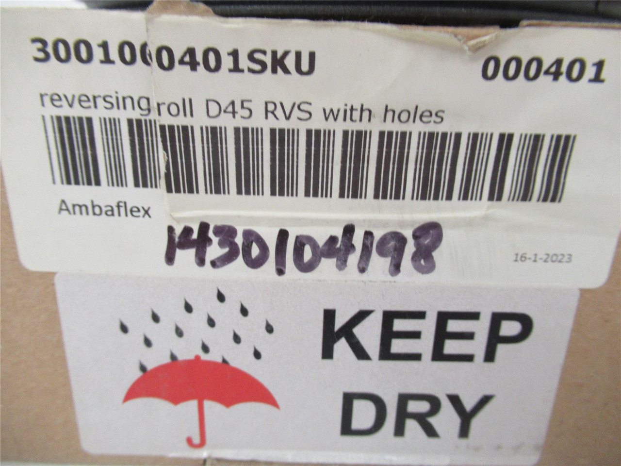 AmbaFlex 3001000401SKU; Reversing Roll D45 RVS w/holes