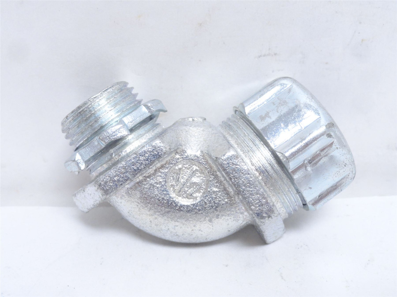 T&B 5352-TB; Liquidtight Connector Elbow 90Deg; 1/2"