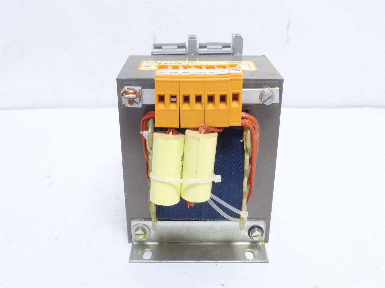 Robert Reiser 073207092_; Transformer 303VA