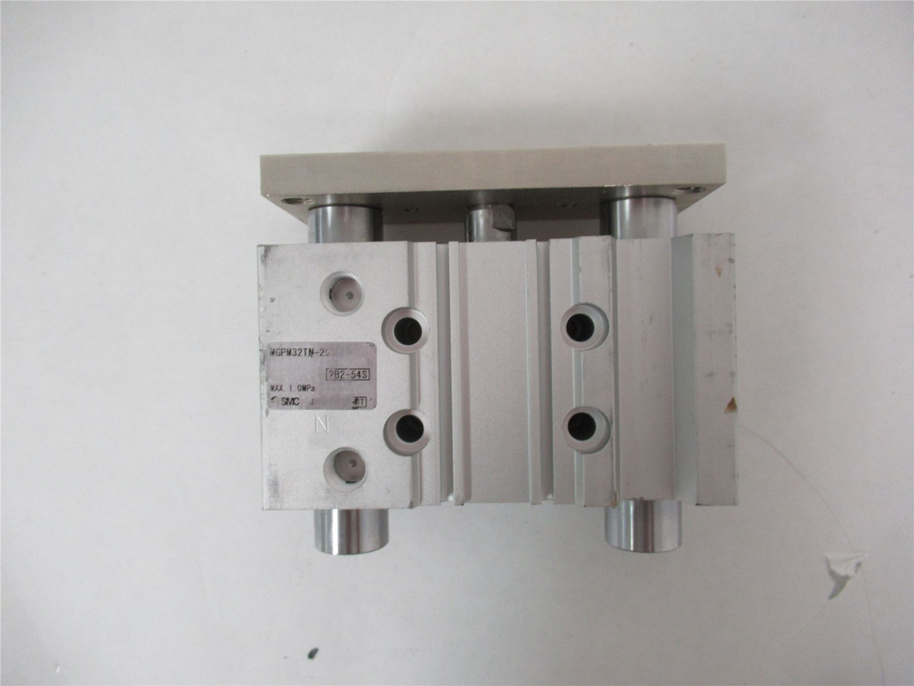 SMC MGPM32TN-25Z; PneumaticCylinder 32mm Bore 25mm Stroke