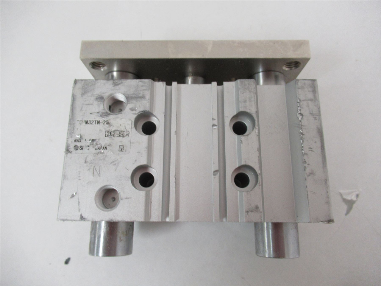 SMC MGPM32TN-25Z ; PneumaticCylinder32mm Bore 25mm Stroke