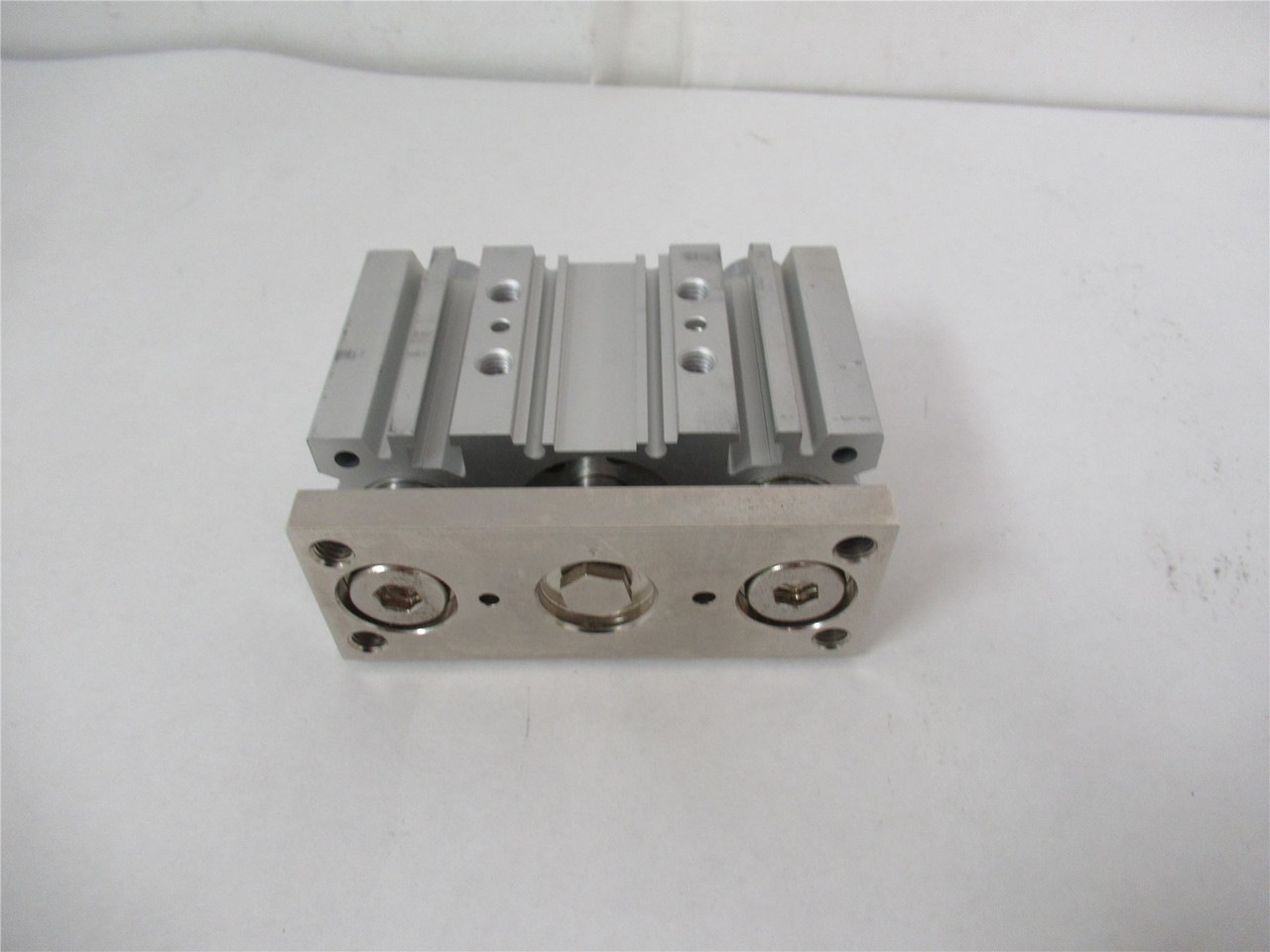 SMC MGPM32TN-25Z ; PneumaticCylinder32mm Bore 25mm Stroke