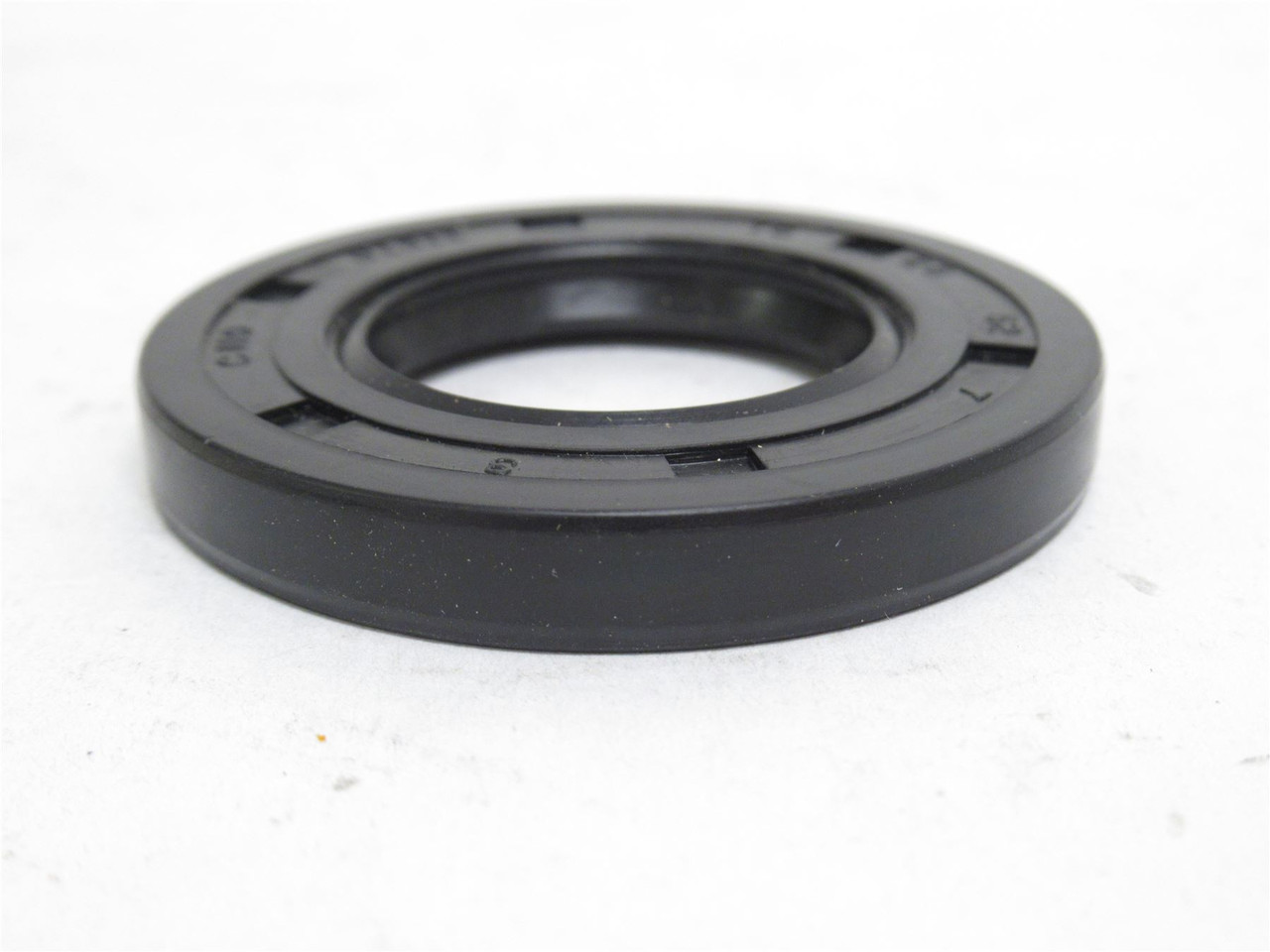 Dichtomatik 28X52X7TC; Oil Seal 28mmID x 52mmOD x 7mm Wide