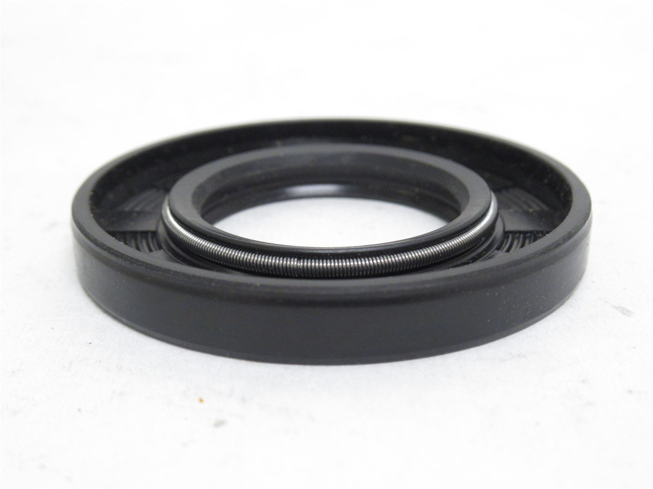 Dichtomatik 28X52X7TC; Oil Seal 28mmID x 52mmOD x 7mm Wide