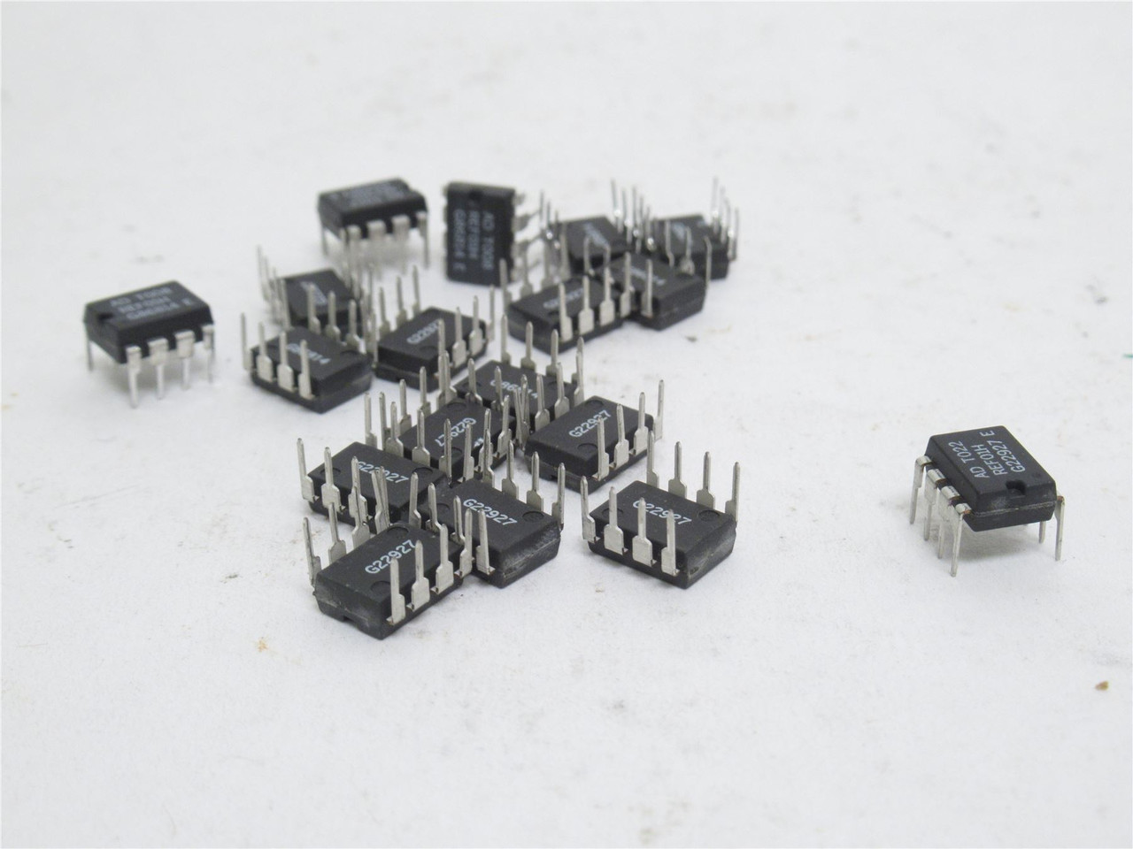 Analog Devices REF01H; Lot-18; Optocoupler Chips; ADI +10V