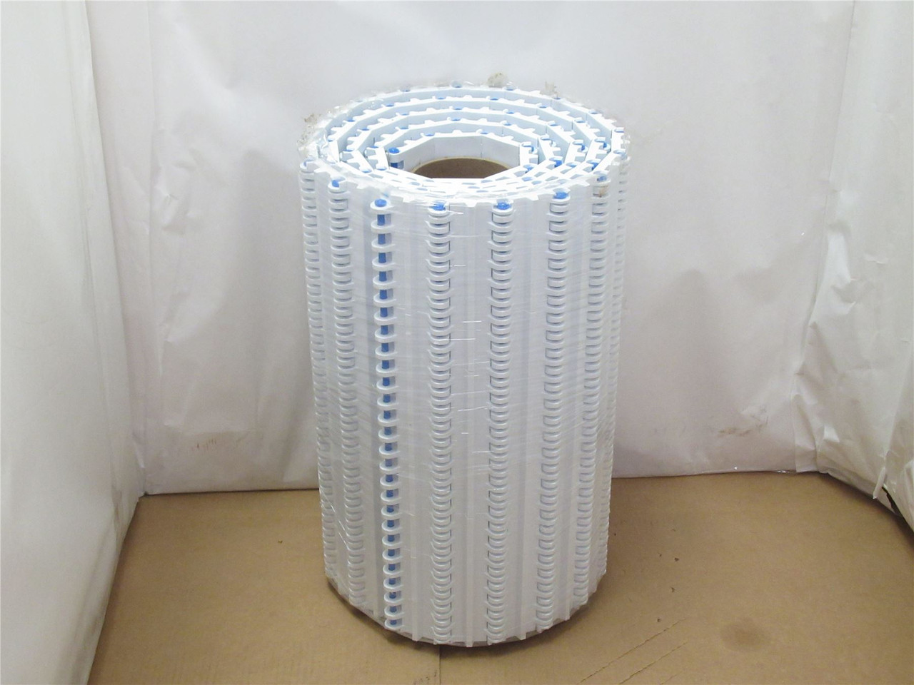 Intralox S800-17.9-9; Series 800 Cone Top Belt 17.9"W x 9'L