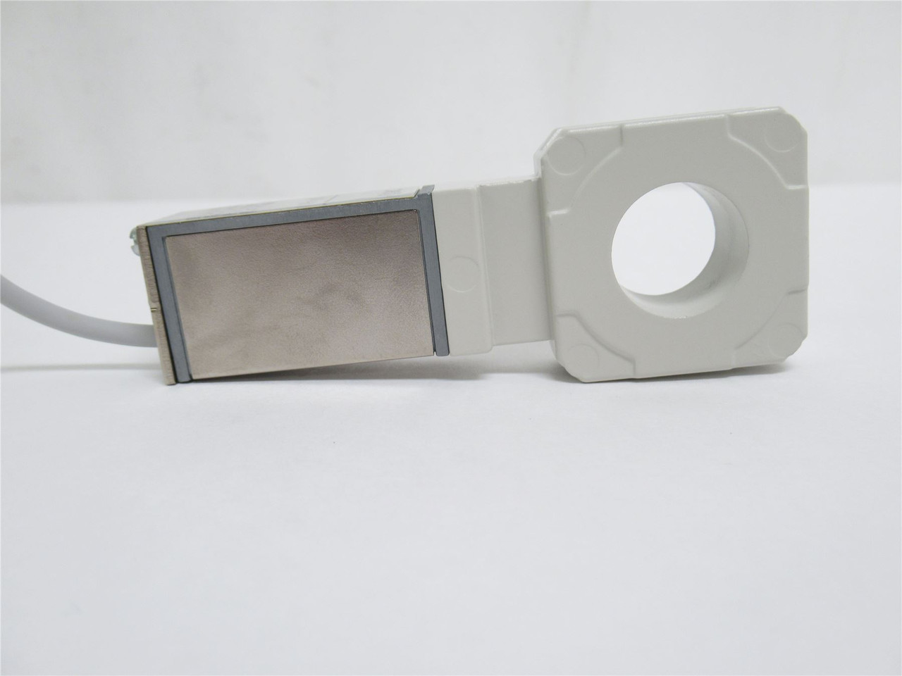 SMC ISI0M-40-LP-A; Pressure Switch; Spacer; 0.7MPa; 100VAC/DC