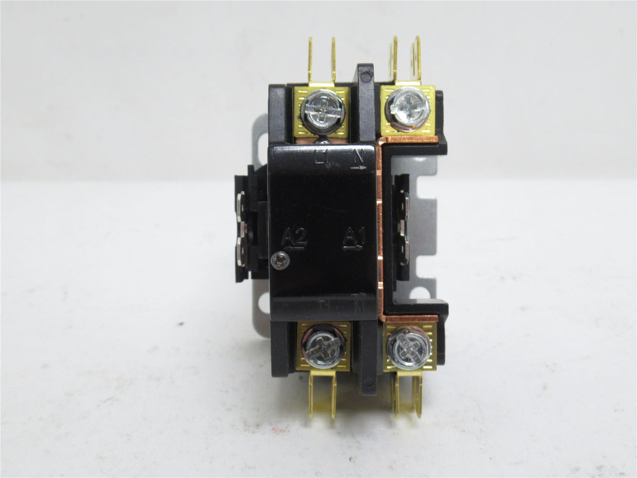 Dayton 6GNZ6; Contactor; 40A; 24VAC; 1+N Pole; Coil: 120VAC