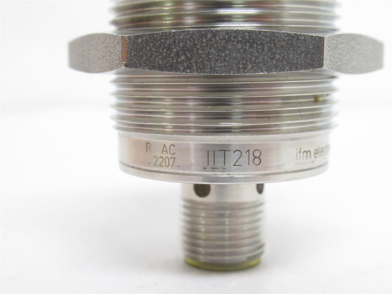 IFM IIK3015BAPKG/M/V4A/US104-DPO; Prox Sensor IIT218 10-30VDC