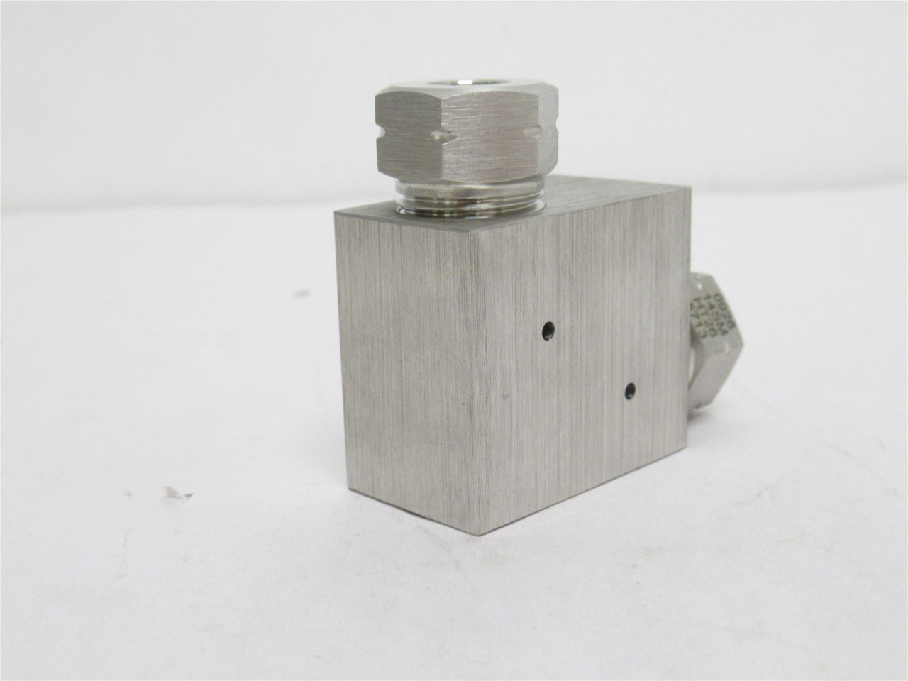 Flow Waterjet FICL6600-OS ; Spray Elbow; 90Deg; SS-316; 3/8"