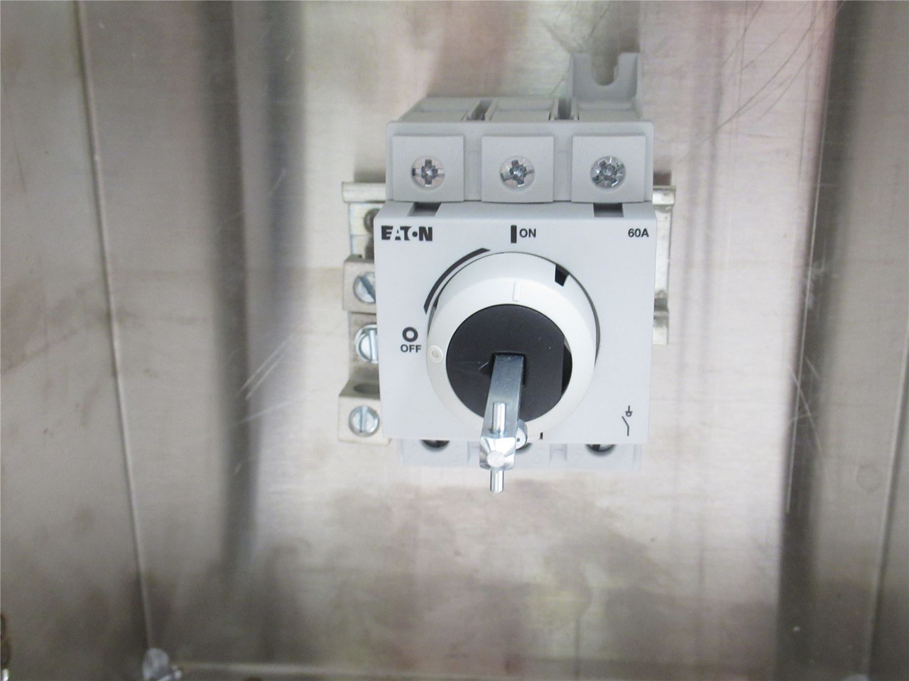 Eaton ER53060UW; Enclosed SS Rotary Switch; 60A; 600VAC; 3PH