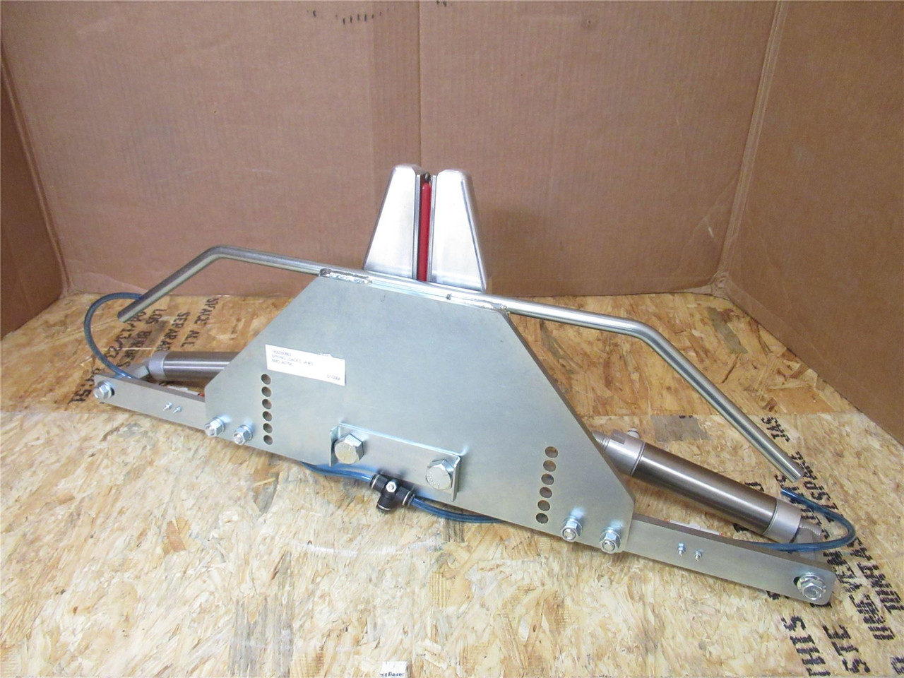 MFG- 6MCLA0758; Spring Loaded Jaw Assembly; 1MPa Max